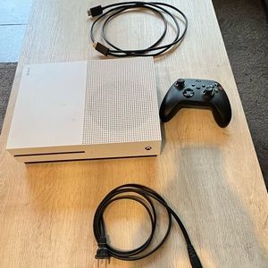 XBOX series S USED